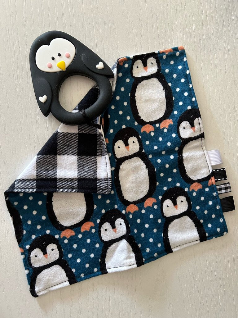 Taggie Lovie Mini Sensory Blanket - Penguin