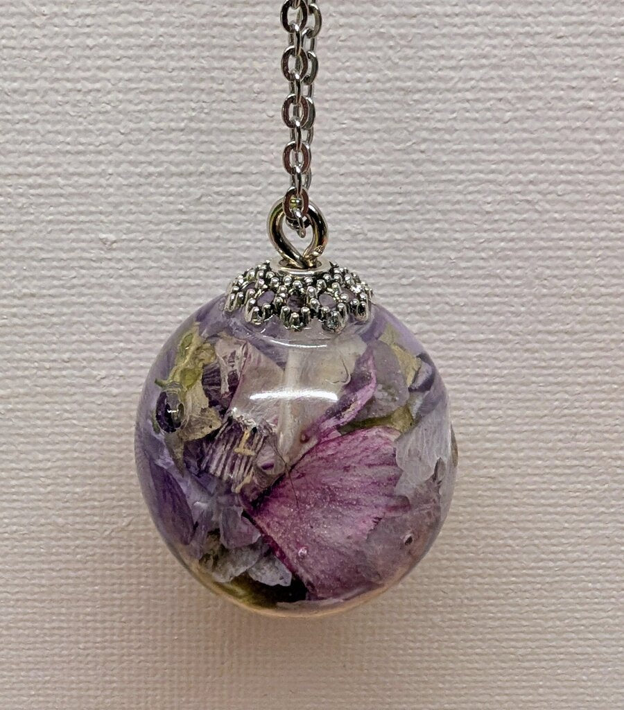 Pressed Mulva and daisy sphere 28 inch inch stainless steel necklace