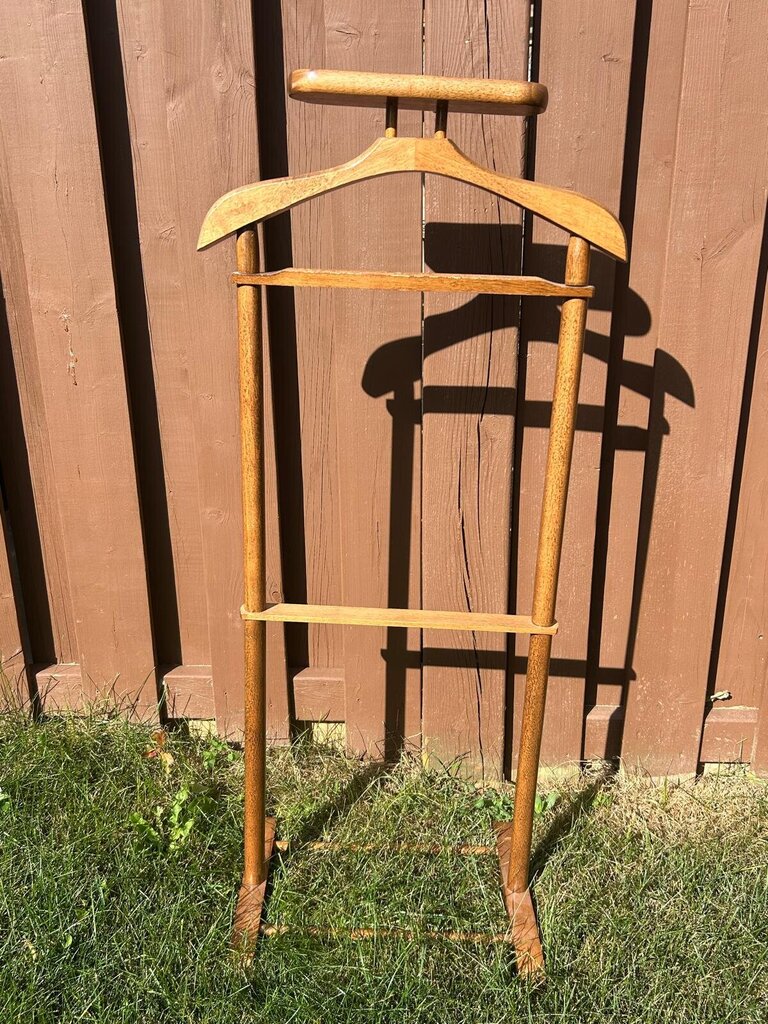 Wood Valet Stand