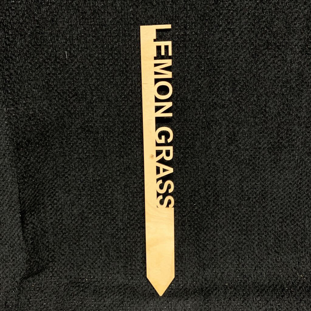 LG GARDEN STAKE~LEMON GRASS