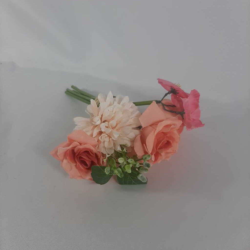 SMALL PINK FLORA PICKS