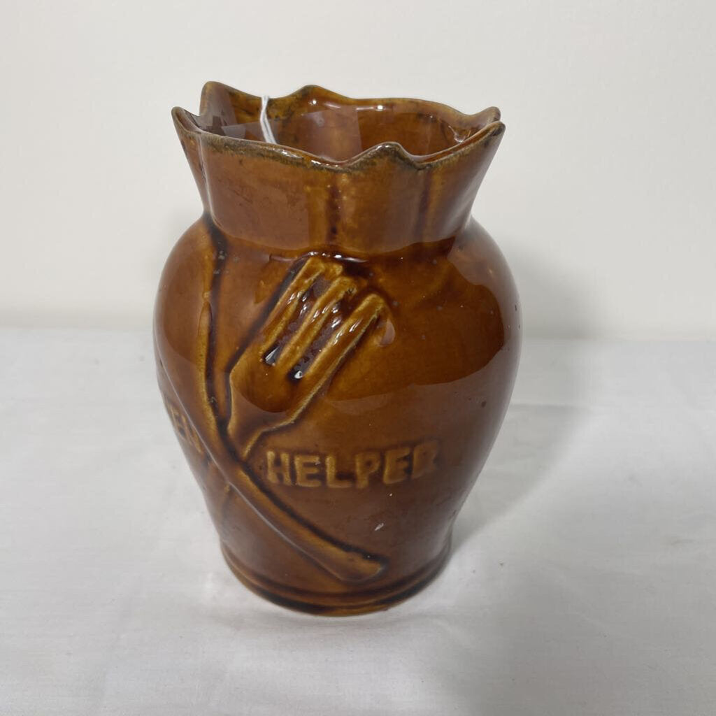 1960 GIFTCRAFT KITCHEN HELPER