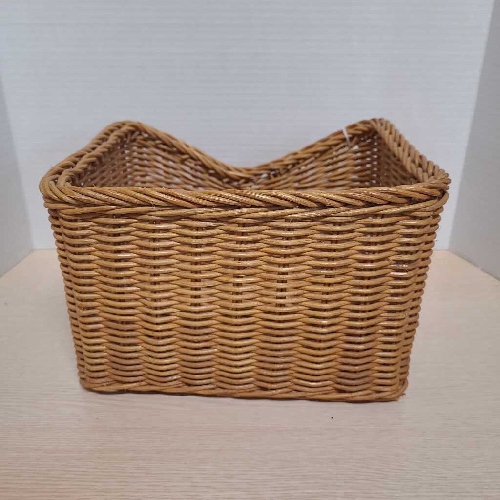 BASKET 10"X7.5"X6.5"