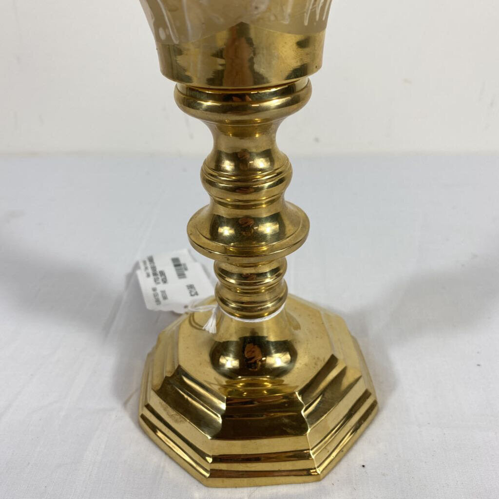 VTG BRASS CANDLE HOLDER