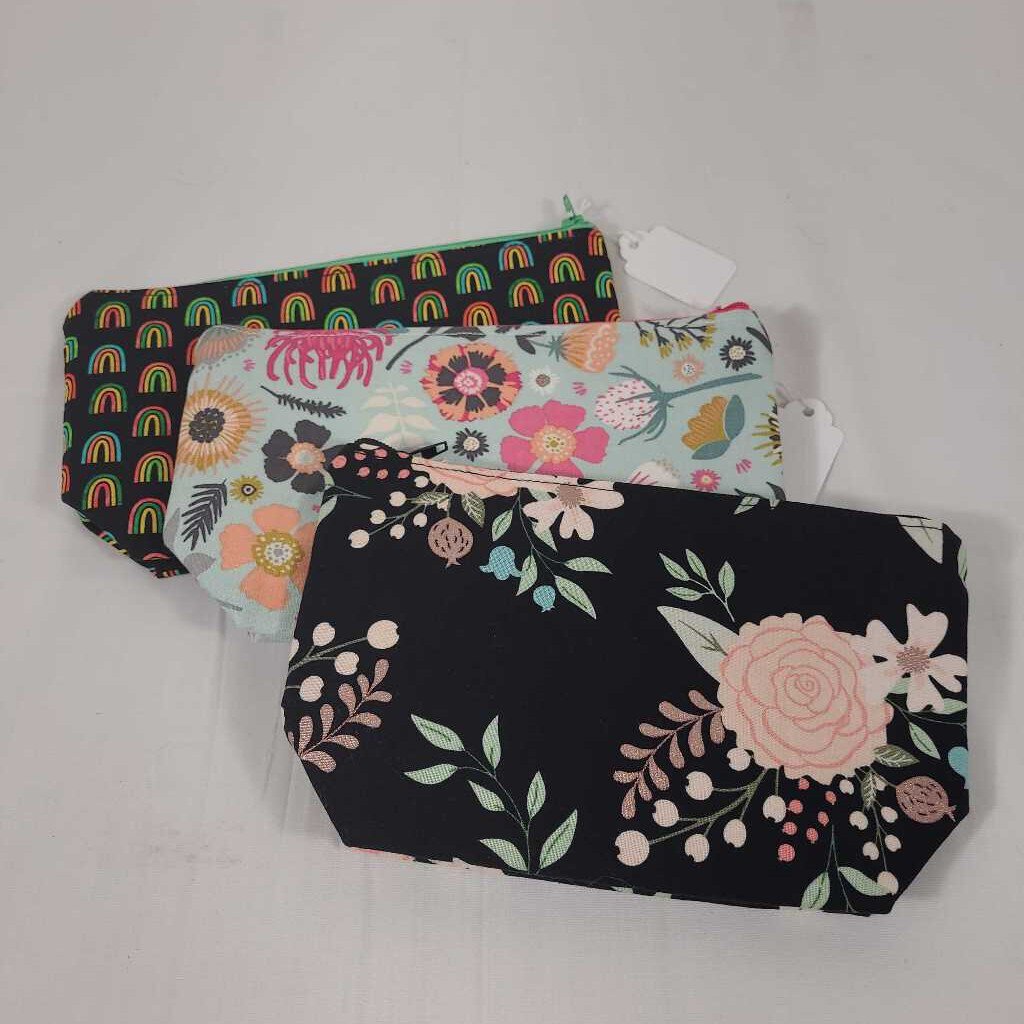 Zipper Pouch