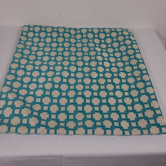 19" X 19" TURQUOISE PILLOW COVER