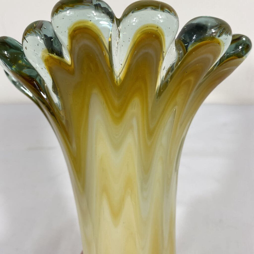 VINTAGE MCM BLOWN ART GLASS VASE