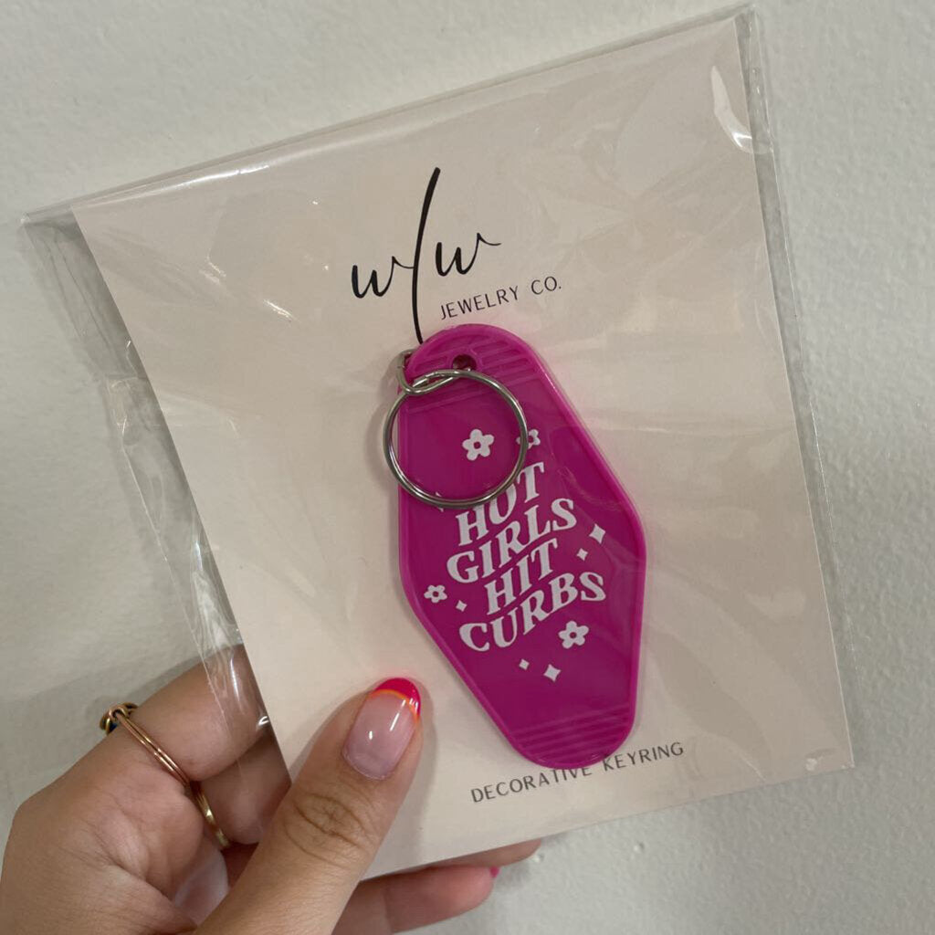 HOT GIRLS KEYRING - PINK