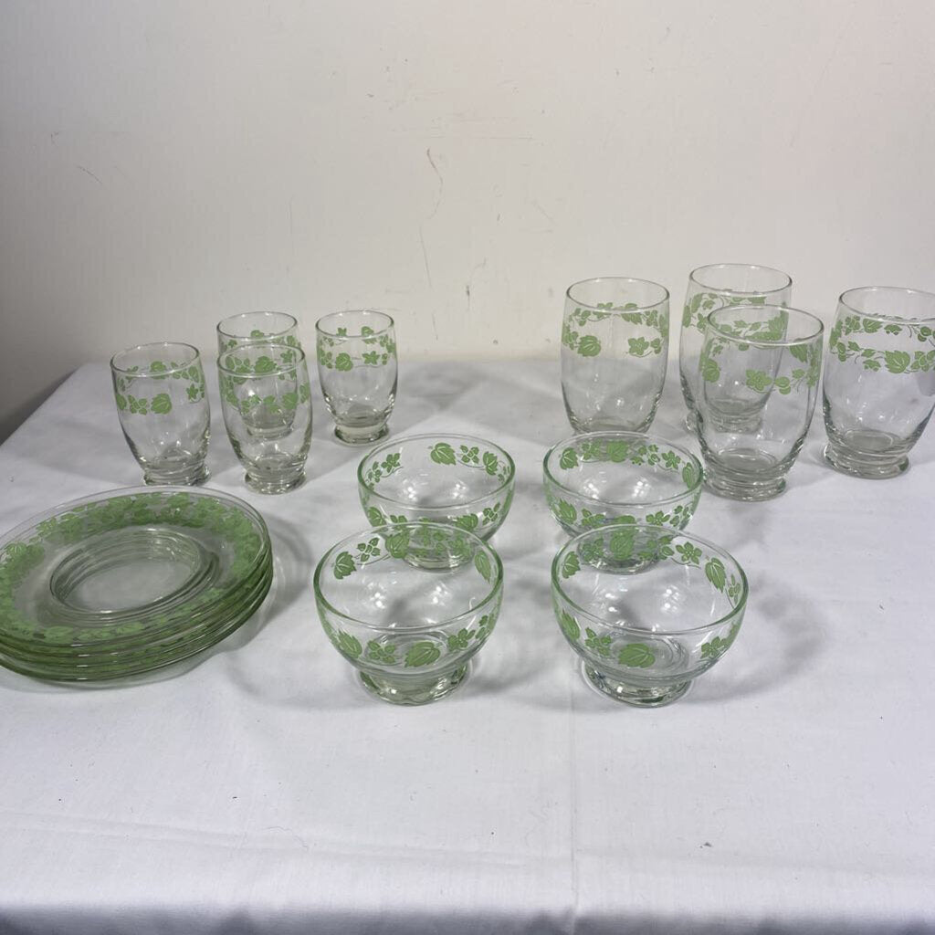 16 PC SET VTG GOOSEBERRY DISHES