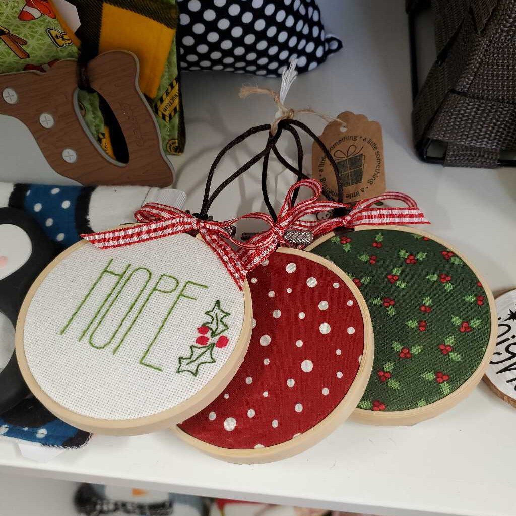 Mini Embroidery Hoops - Hope