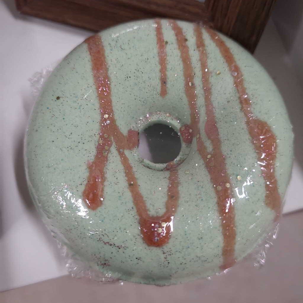 APPLE MANGO TANGO DONUT