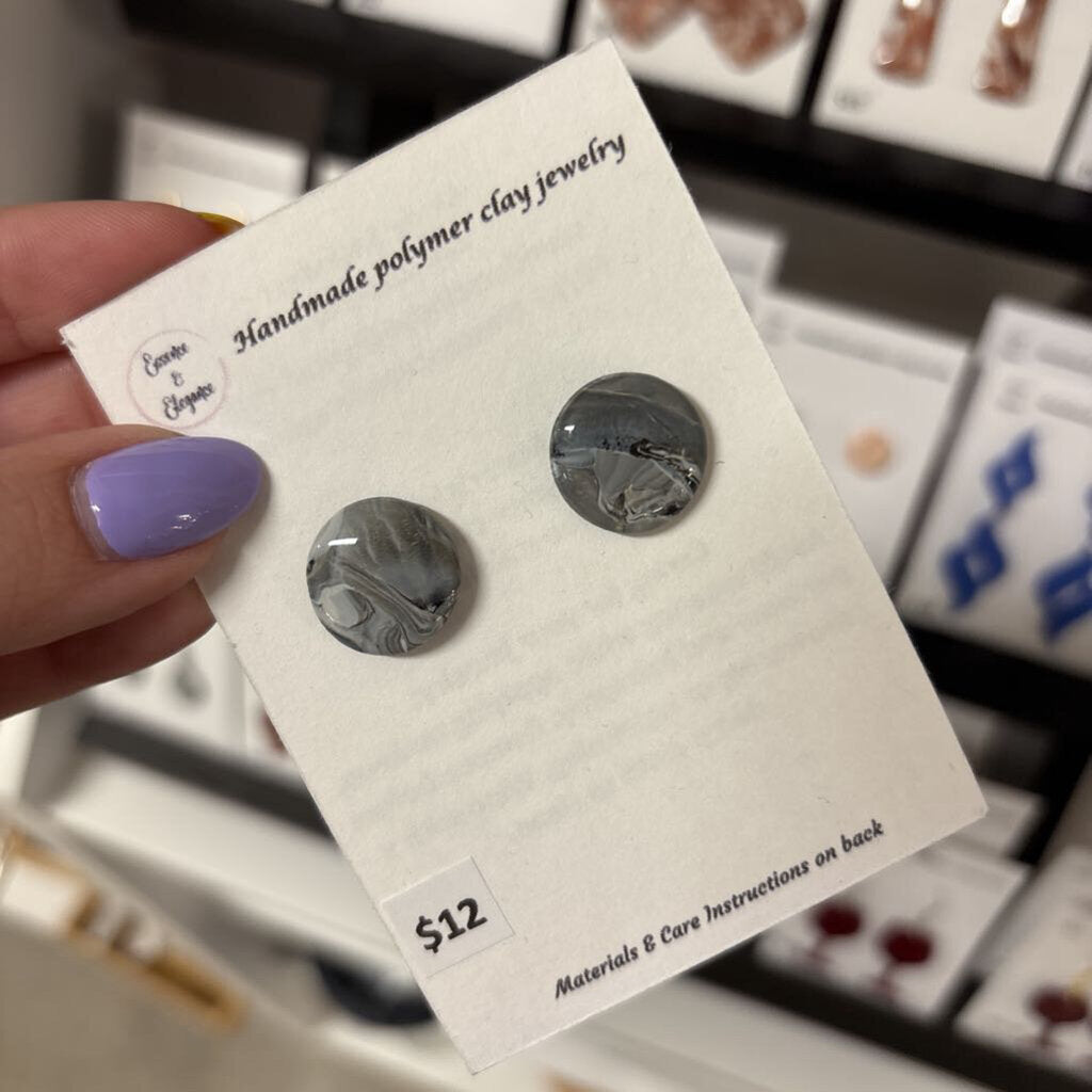 GREY & WHITE MIX CIRCLE - STUDS