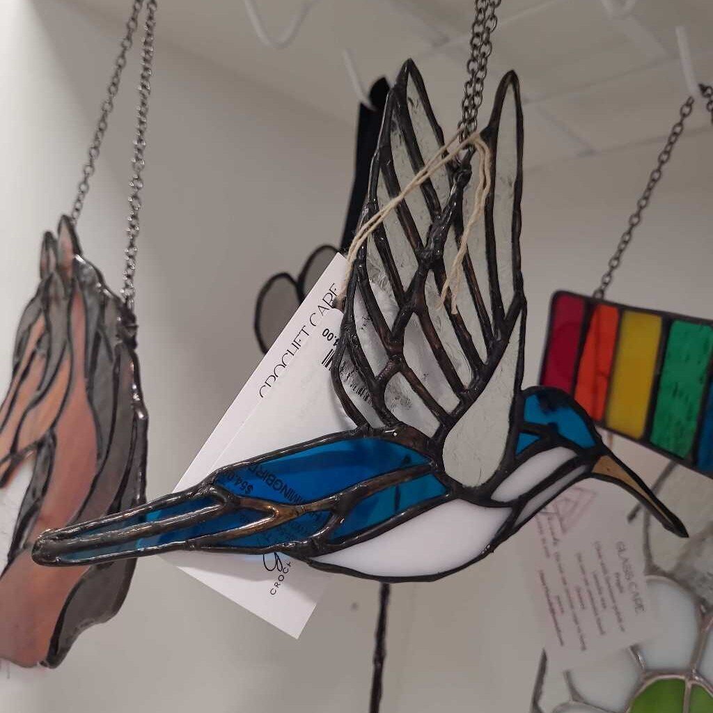 HUMMINGBIRD