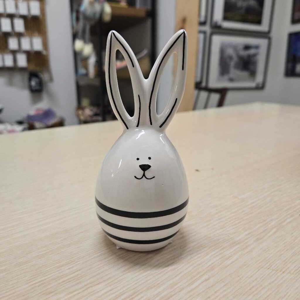 CERAMIC BUNNY