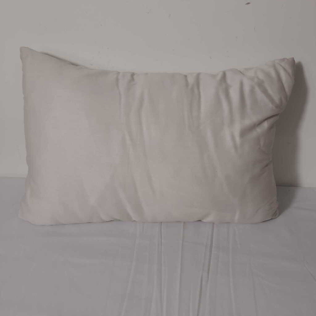 RIBBED LUMBAR PILLOW