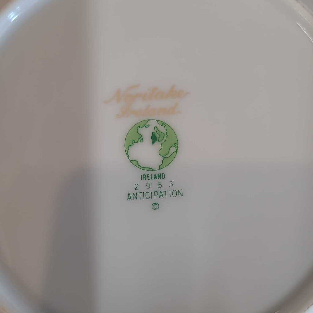 91 PC NORITAKE ANTICIPATION CHINA SET