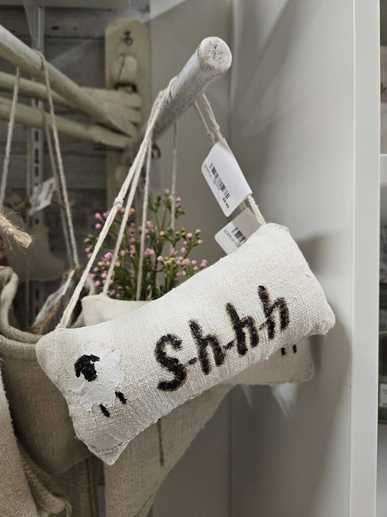 VINTAGE GRAIN SACK SHEEP DOOR HANGER