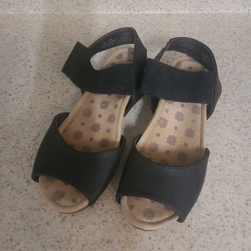 BLACK SANDALS - Main Image