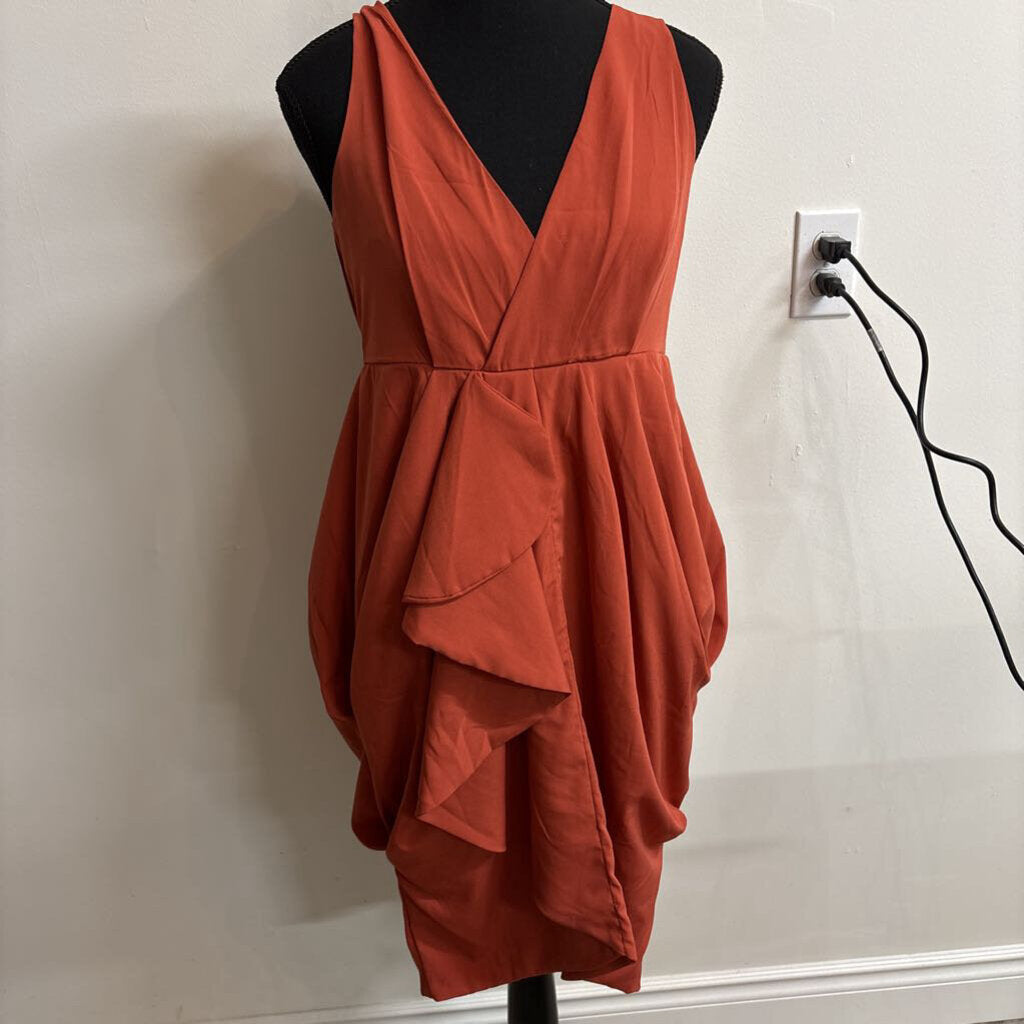 RUFFLE FRONT SHORT DRESS
