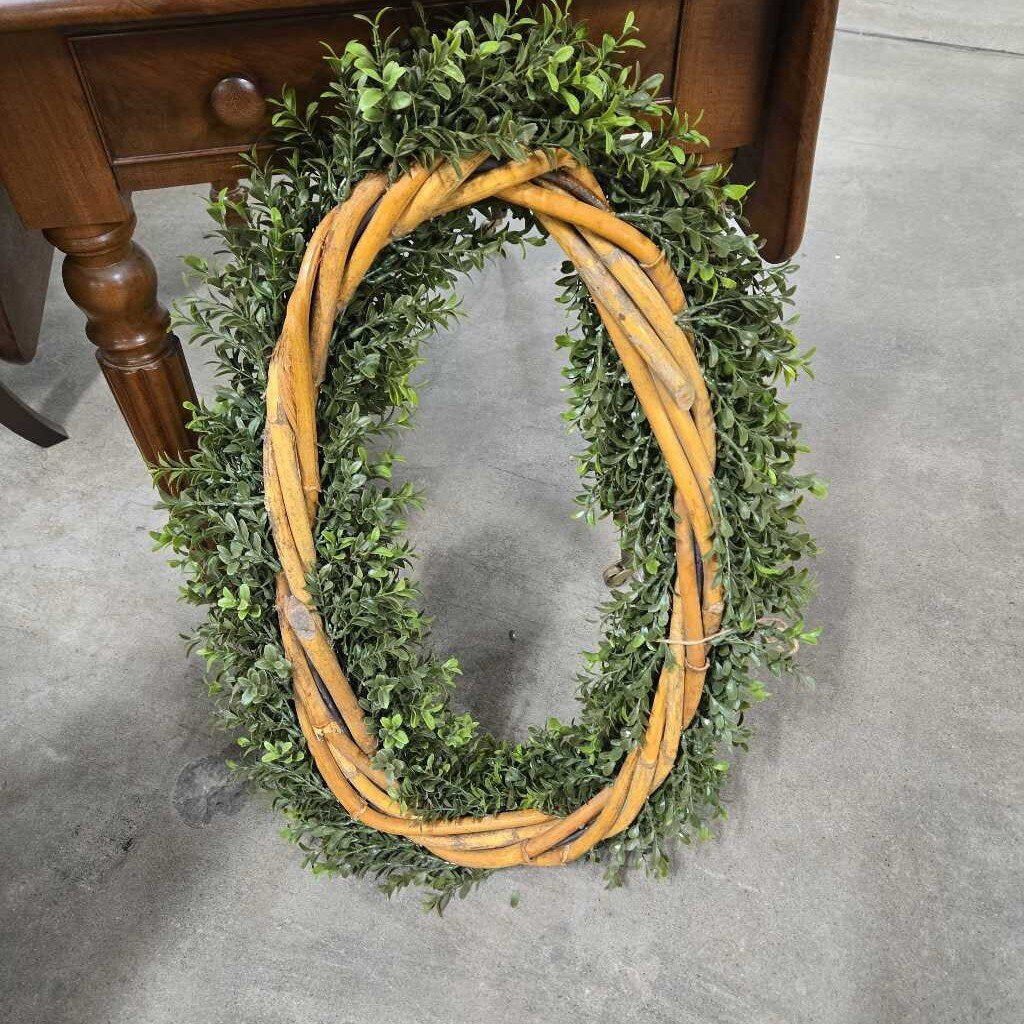 ARTIFICIAL OVAL BOXWOOD WREATH WITH BAMBOO BACKING