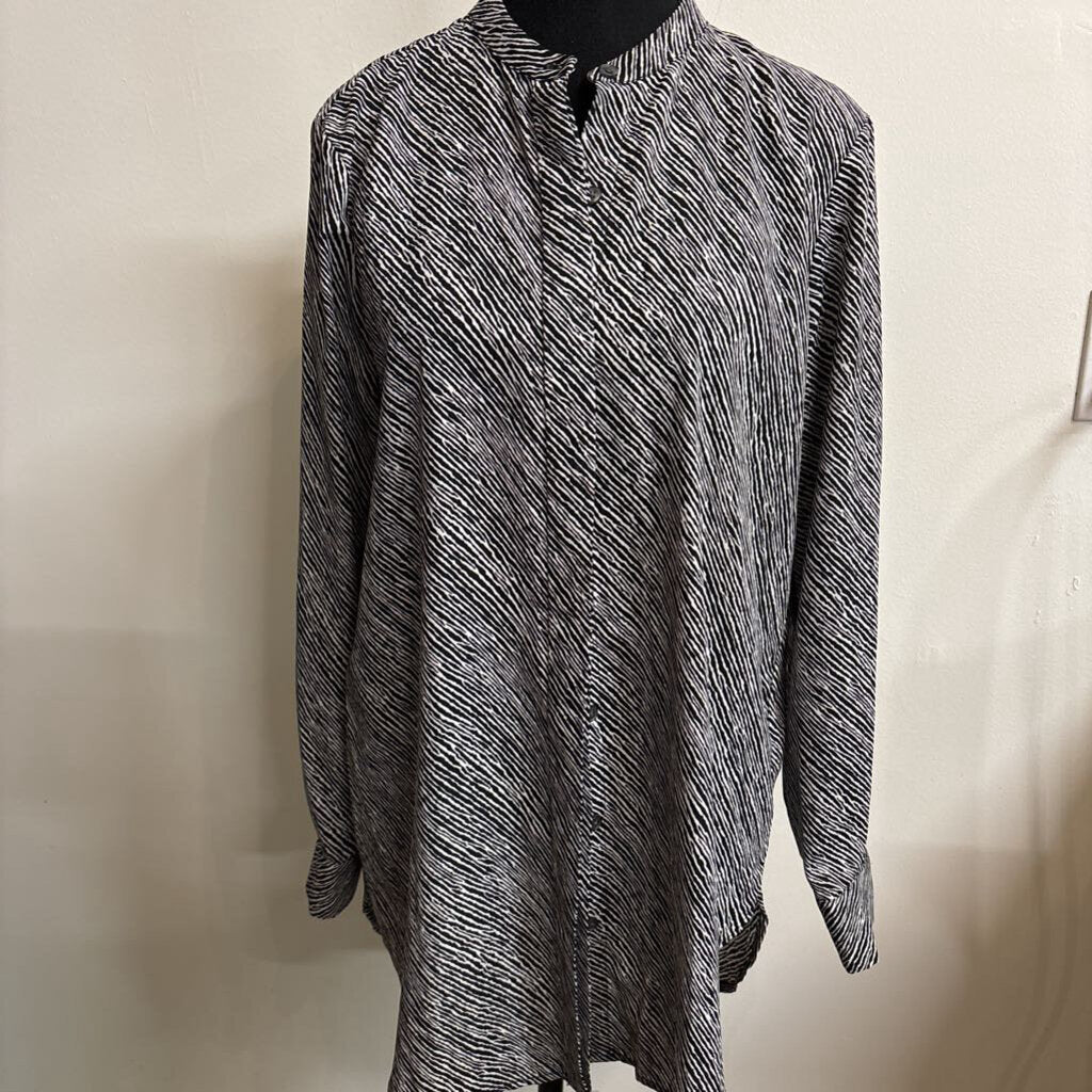 BUTTON UP ZEBRA PATTERNED BLOUSE