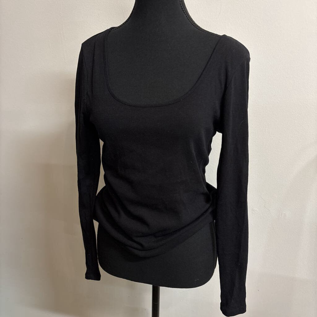 RIBBED SCOOP NECK LONG SLEEVE
