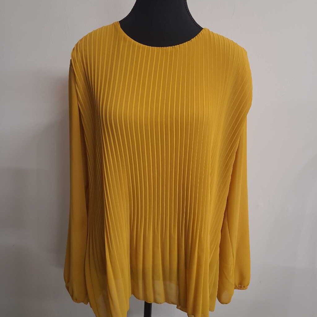 MUSTARD YELLOW PLEATED BLOUSE