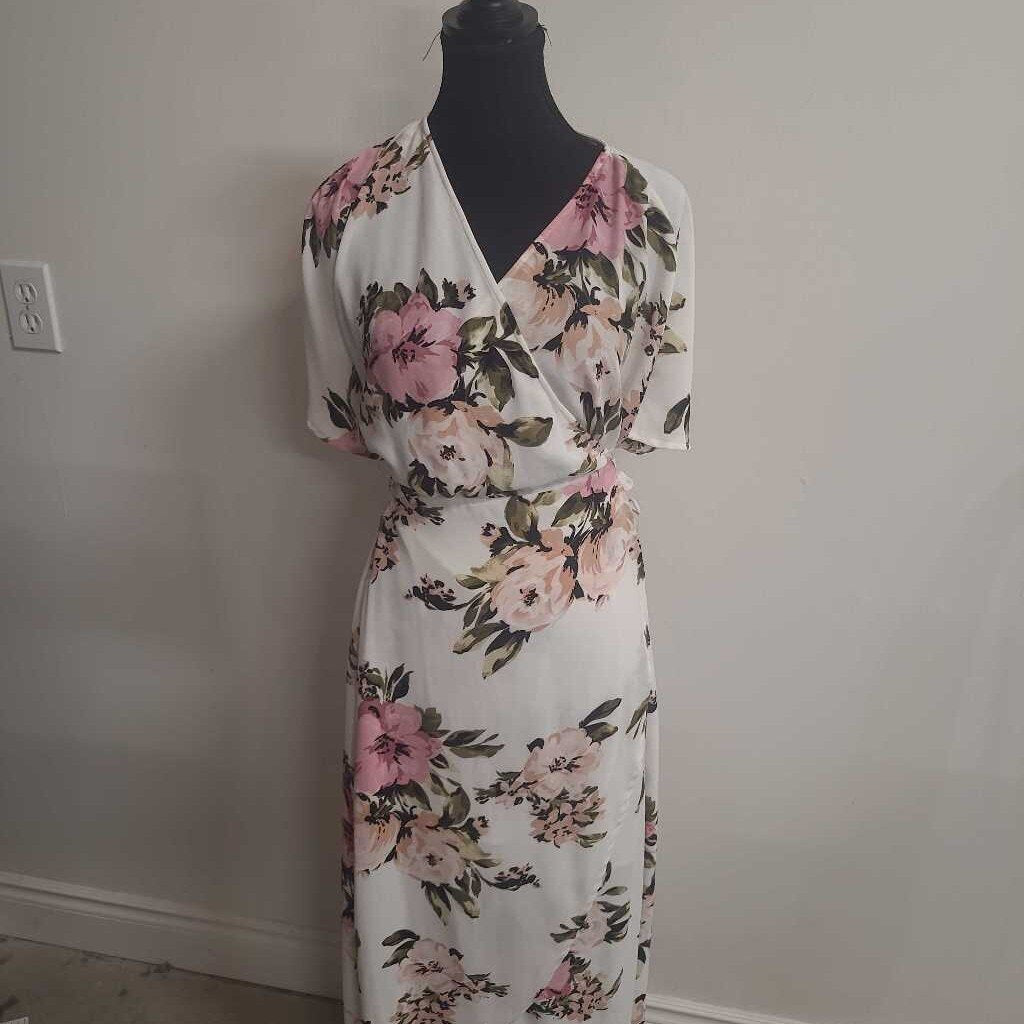 FLORAL WRAP DRESS