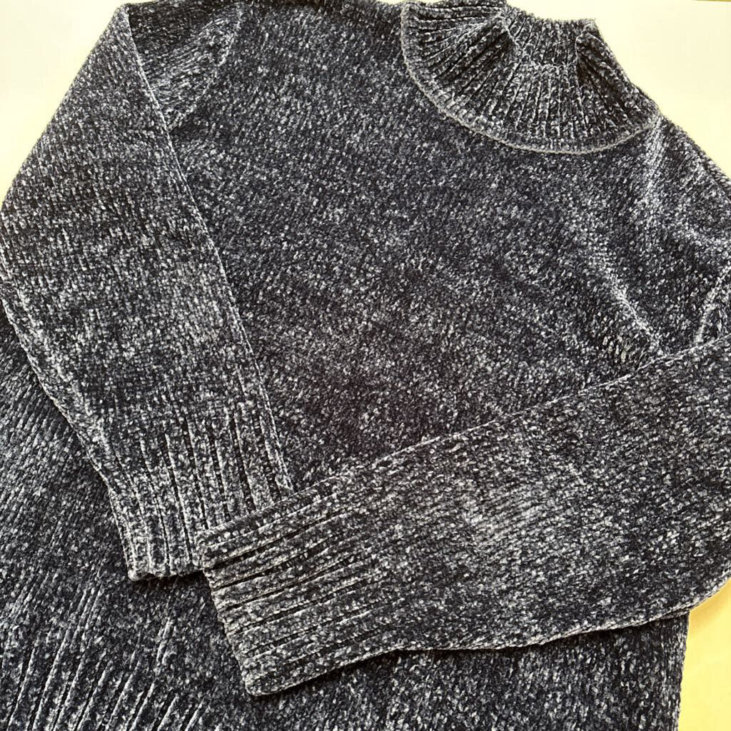 NAVY KNIT SOFT-KNIT SWEATER