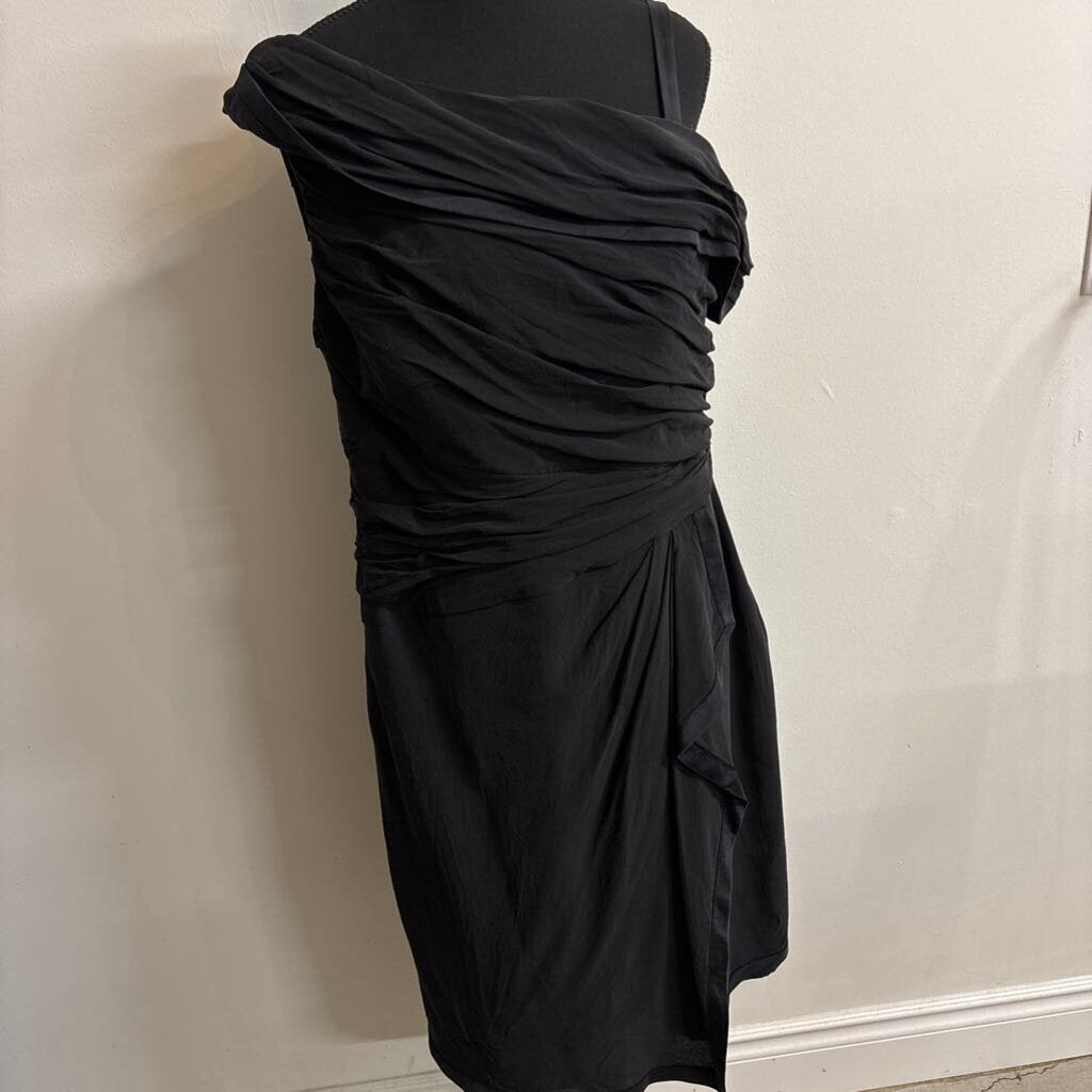 ANNE KLEIN BLACK TIERED MIDI DRESS