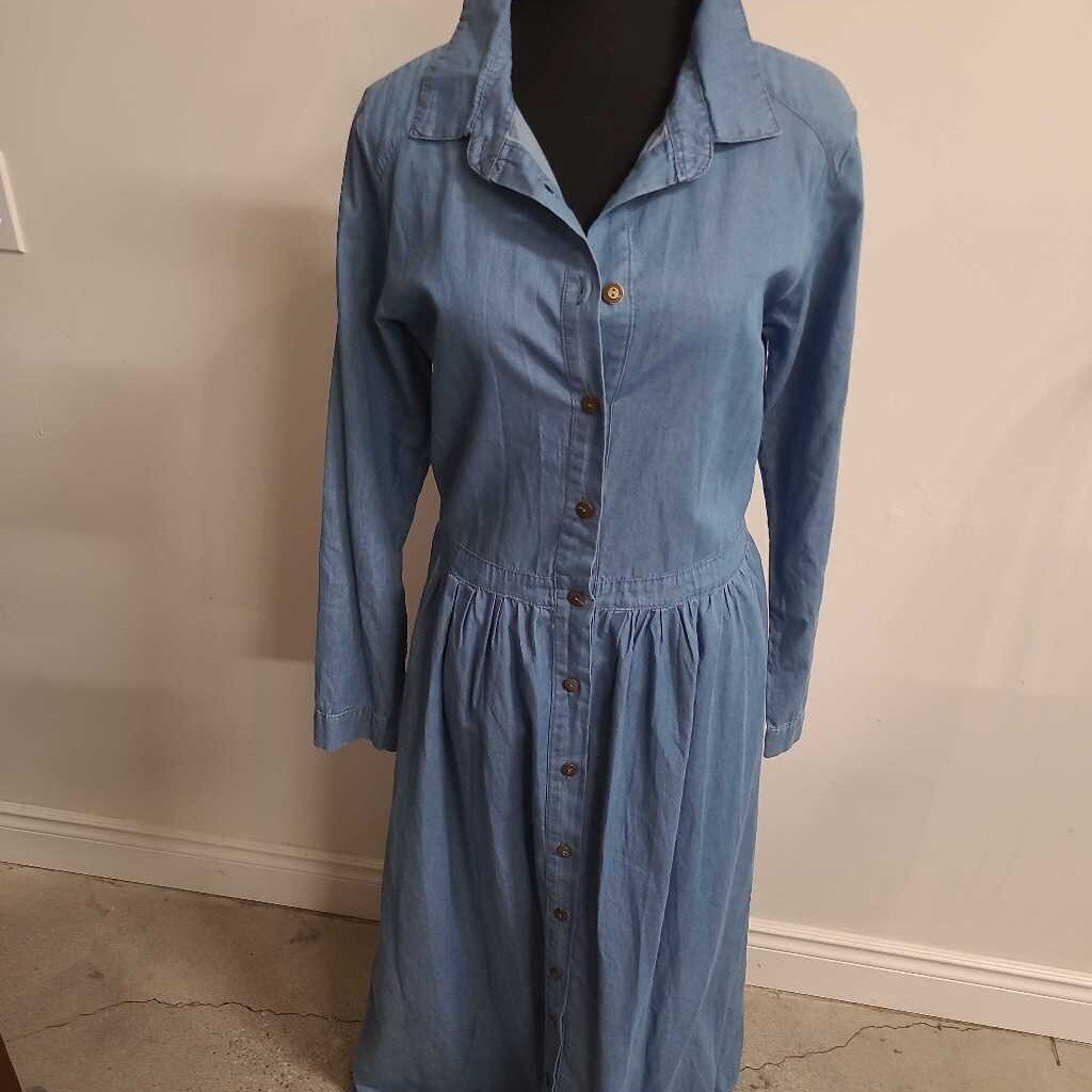 BUTTON FRONT DENIM MAXI DRESS