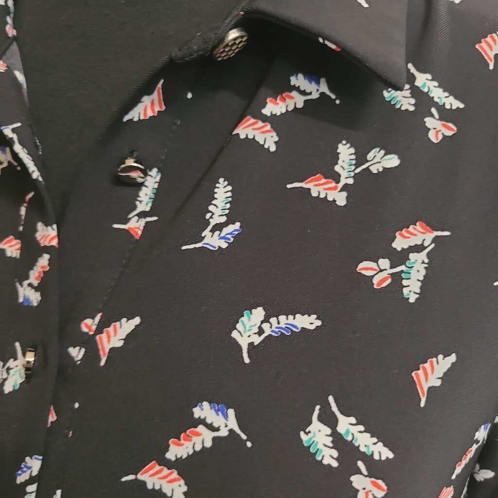 BLACK PRINT DRESS WITH PLEATED HEM