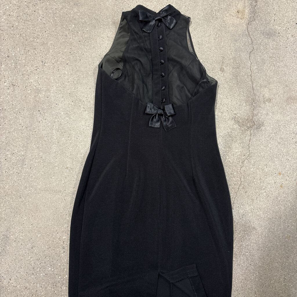 BLACK HIGH-NECK DRESS
