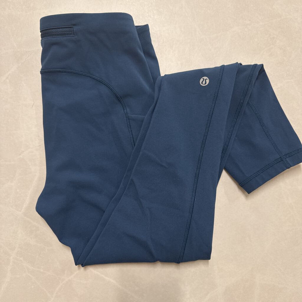 BLUE LULULEMON LEGGINGS W/ SIDE POCKETS