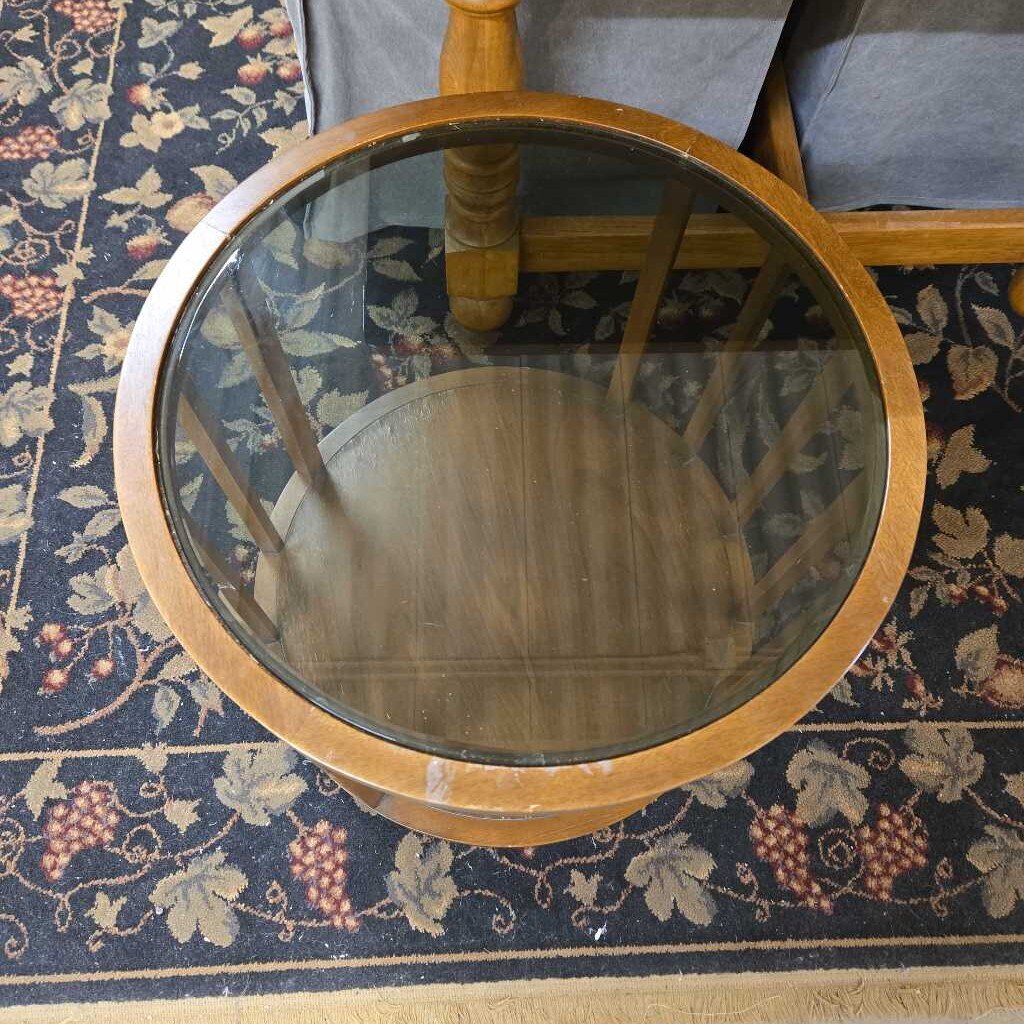 ROUND END TABLE W/GLASS TOP