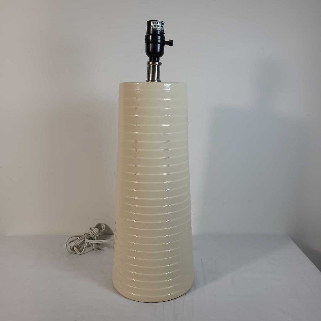CERAMIC LAMP