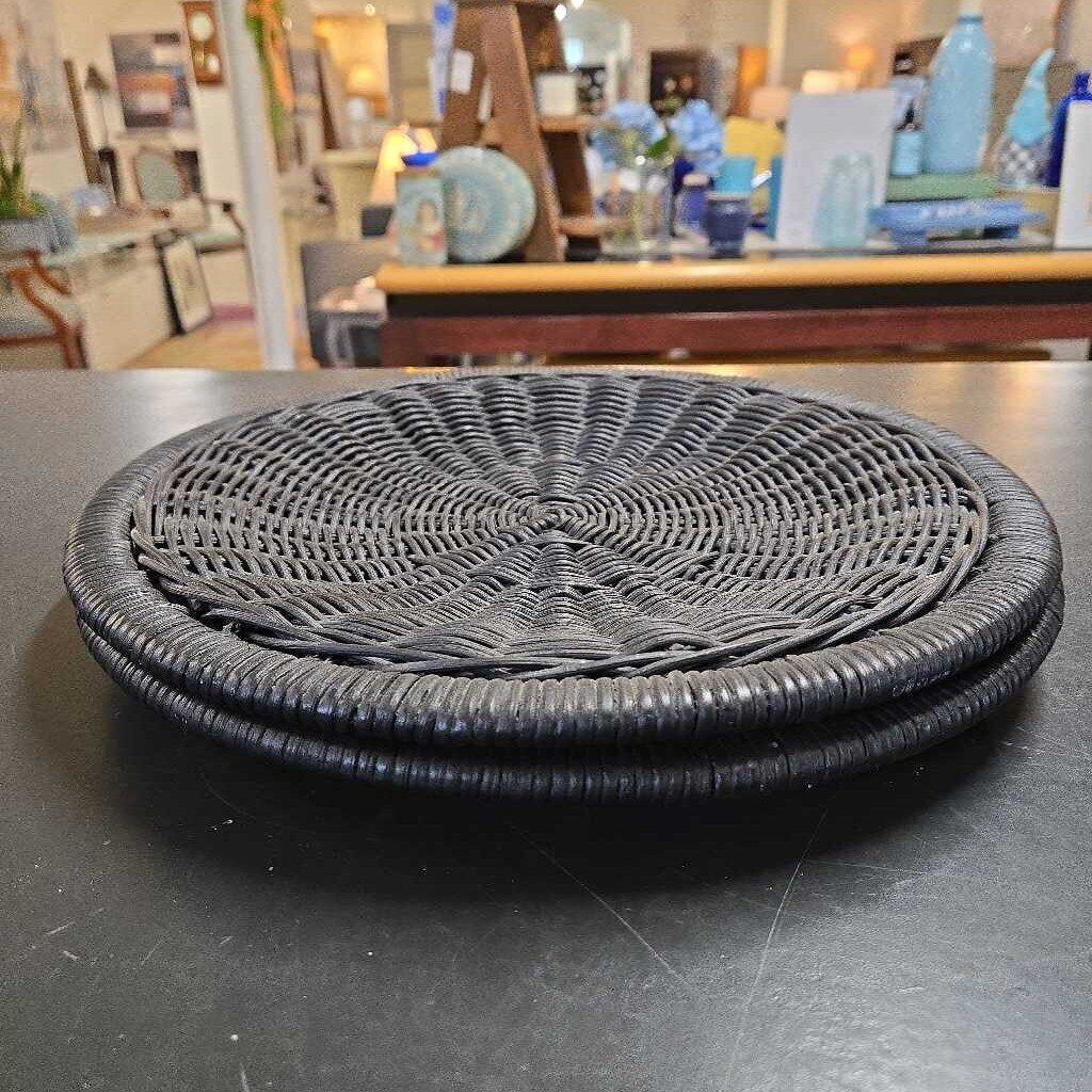 PR 14" BLACK WOVEN CHARGERS