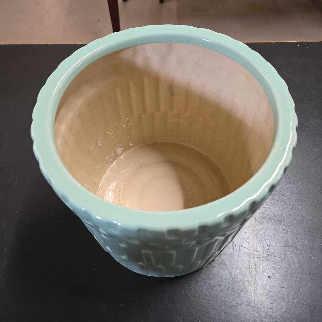 SEAFOAM GREEN PLANTER
