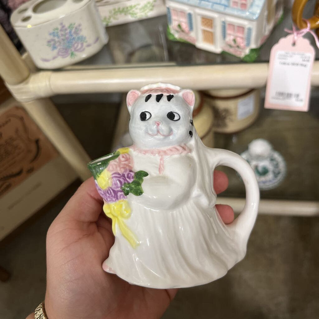 Ceramic Cat Bride