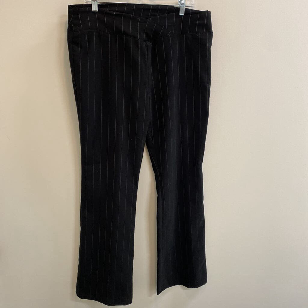 DANIEL LAURENT - LOW WAIST BLACK PINSTRIPE PANTS