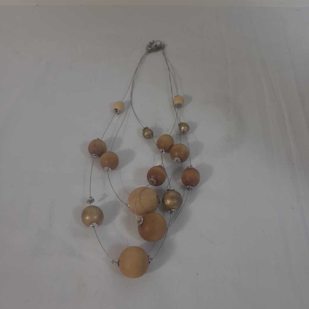 WOOD BEAD BECKLACE