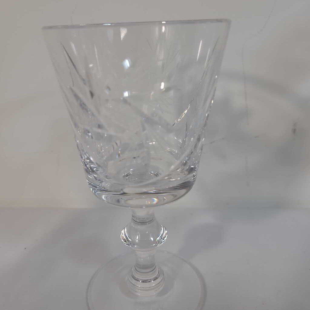S/4 PINWHEEL CRYSTAL WINE GLASSES