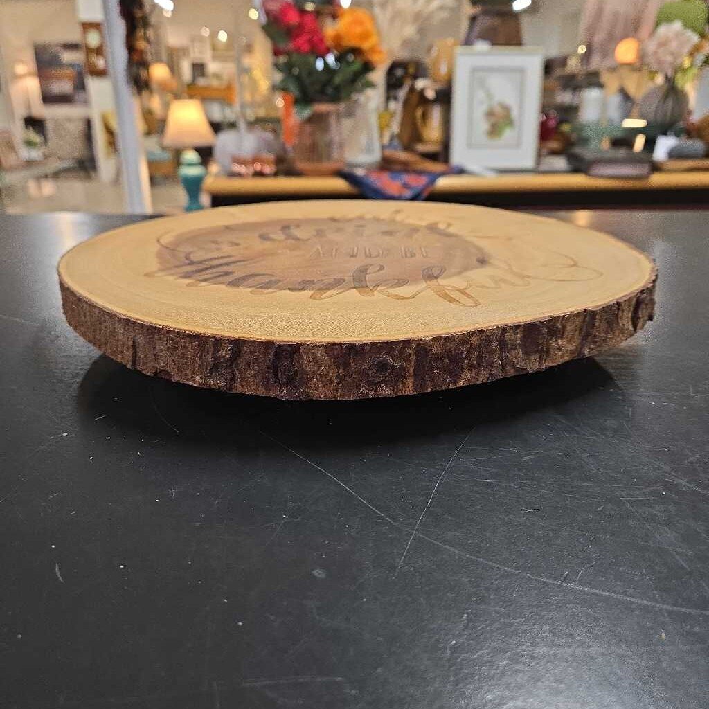 EAT DRINK & BE THANKFUL WOOD RISER