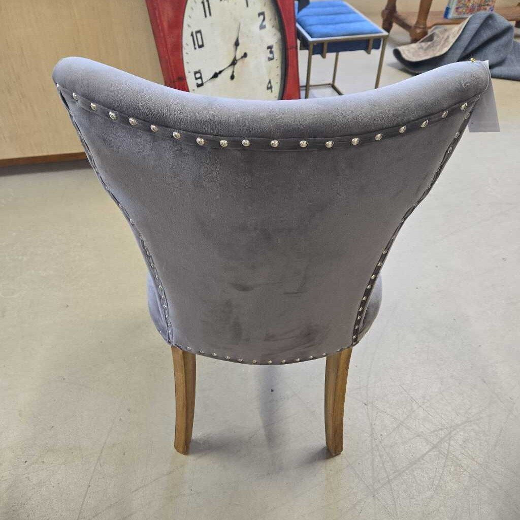 GREY VELVET STUDDED ACCENT CHAIR