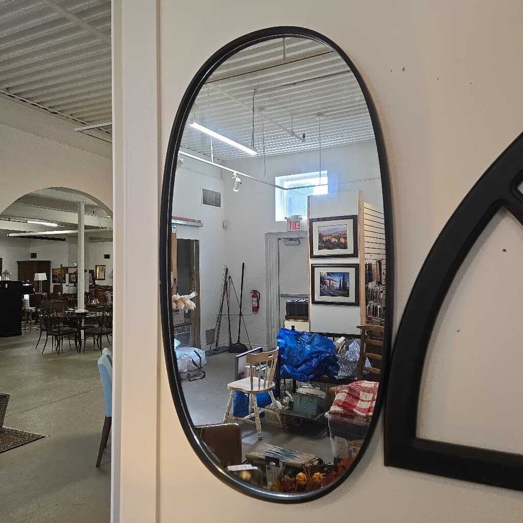 BLACK OVAL MIRROR