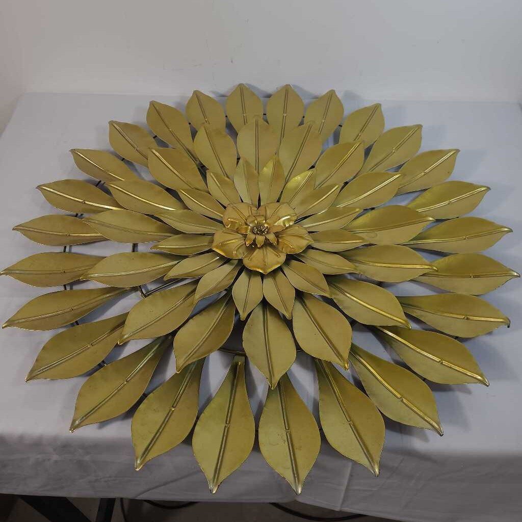 24" GOLD FLOWER
