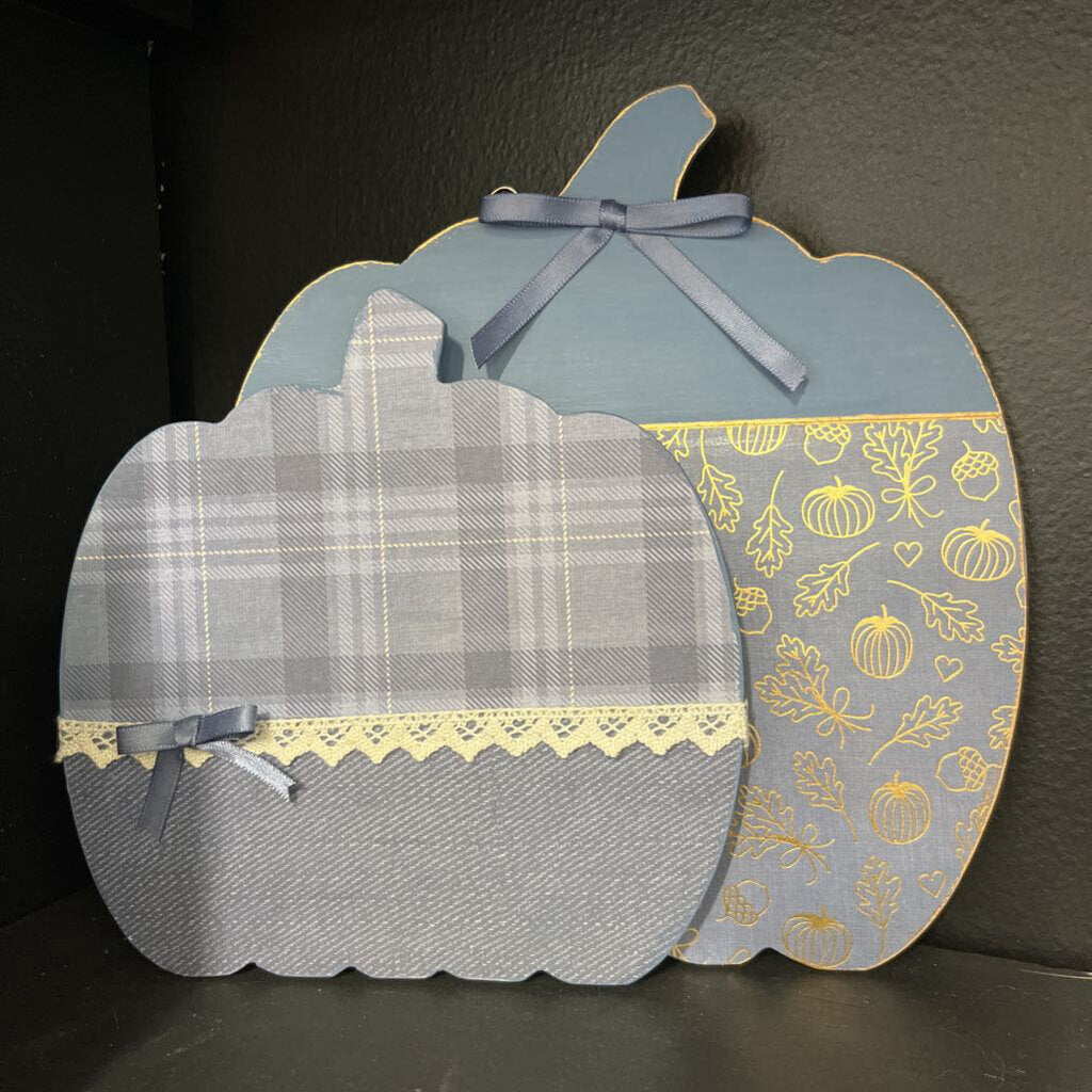 DOUBLE PUMPKIN WALL HANGER