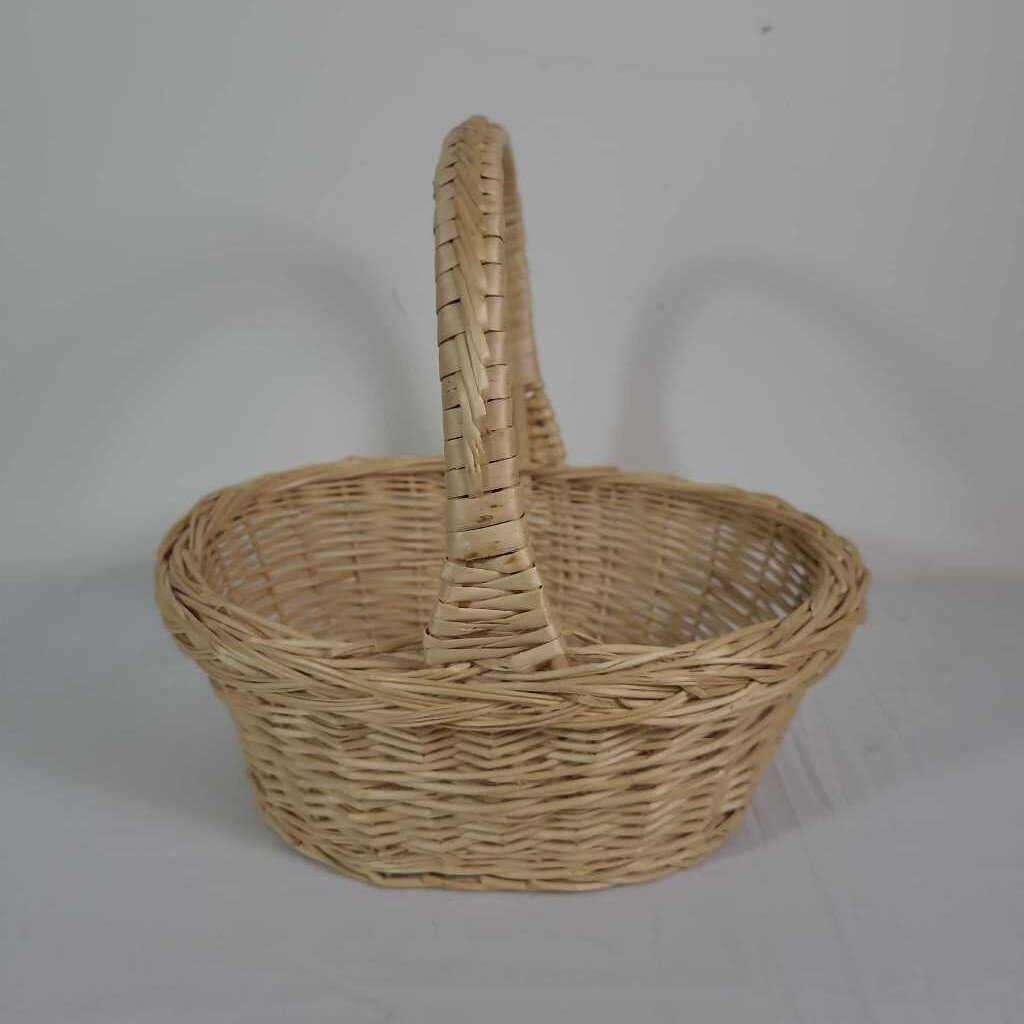 BASKET W/HANDLE