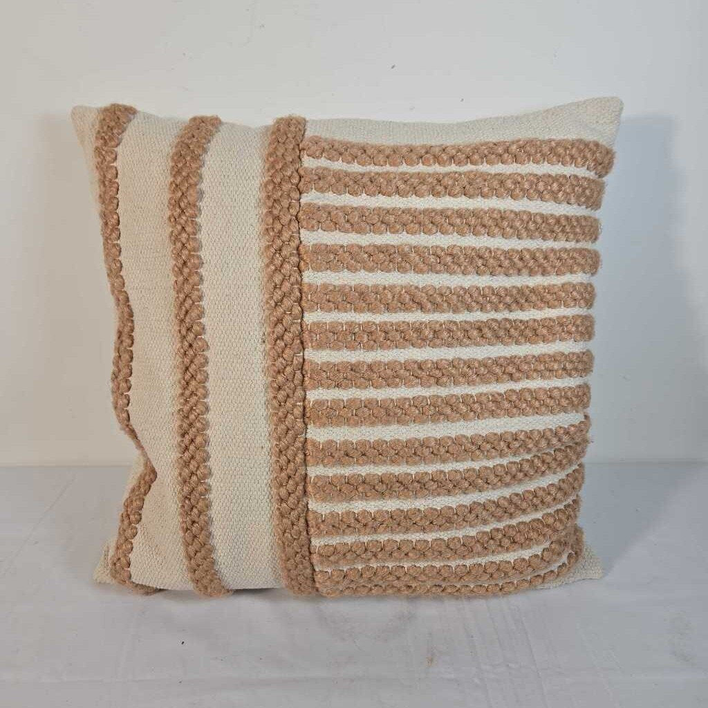 TERRACOTTA KNOT DOWN FILLED PILLOW