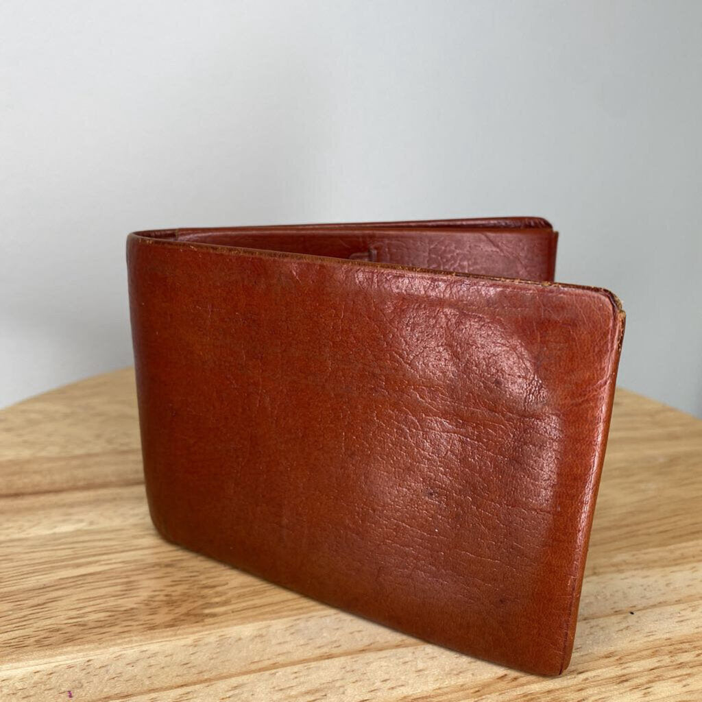 LUXTON - BROWN LEATHER WALLET